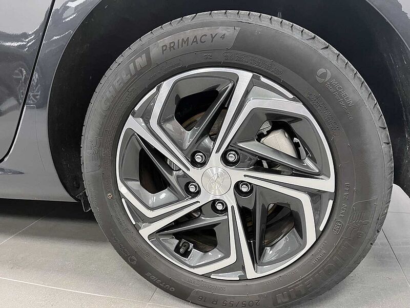 Hyundai i30 1.0 TGDI Klass LR 48V 120